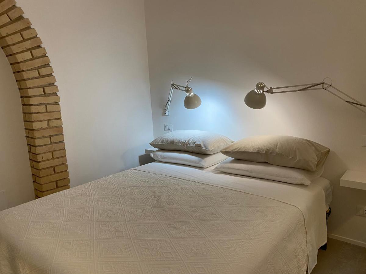 Il Giardino D'Ulisse Bed & Breakfast Reggio di Calabria Bagian luar foto