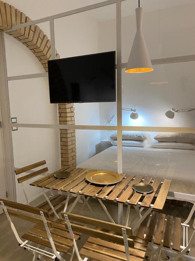 Il Giardino D'Ulisse Bed & Breakfast Reggio di Calabria Bagian luar foto