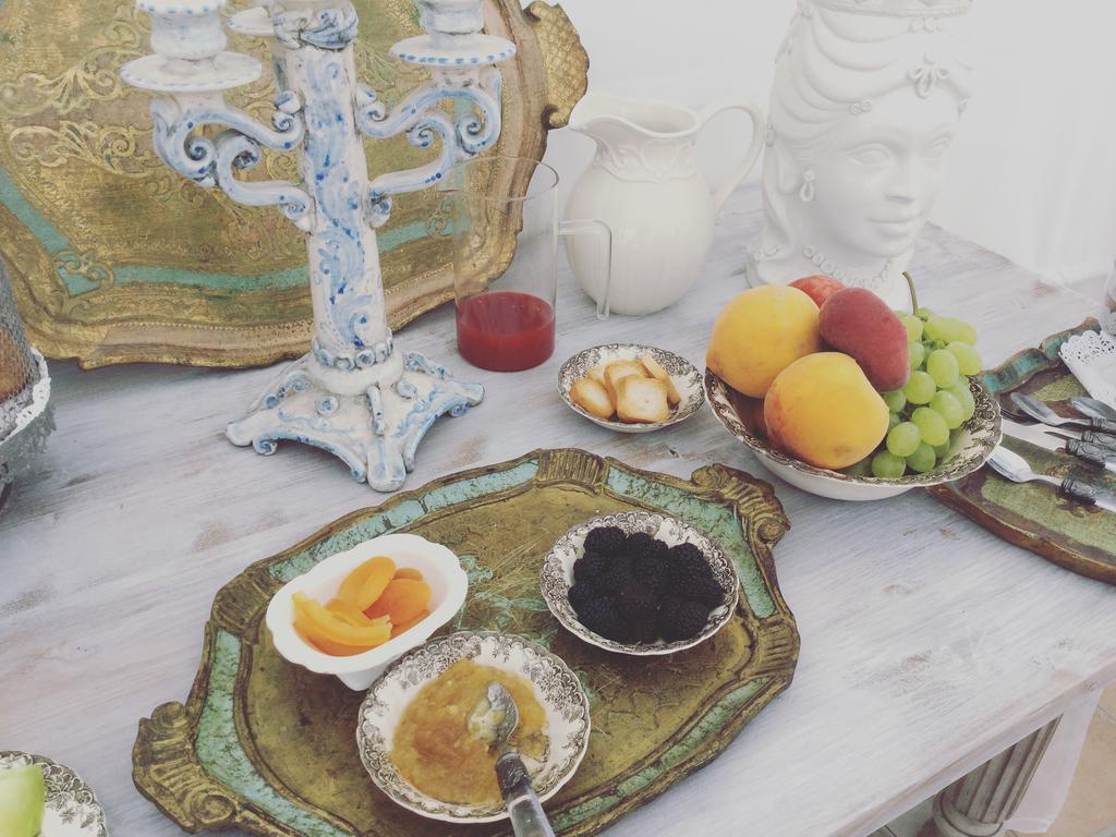 Il Giardino D'Ulisse Bed & Breakfast Reggio di Calabria Bagian luar foto